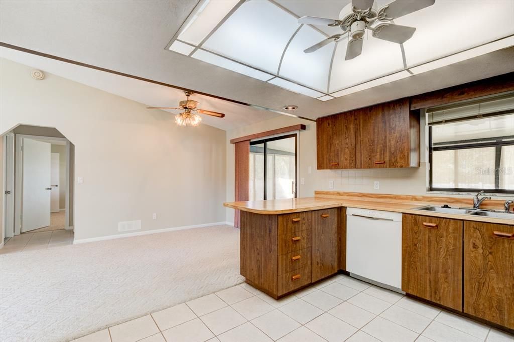 For Sale: $315,900 (3 beds, 2 baths, 1480 Square Feet)