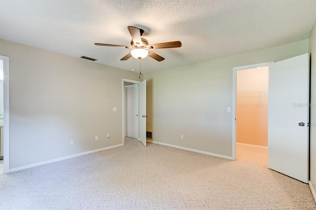 For Sale: $315,900 (3 beds, 2 baths, 1480 Square Feet)