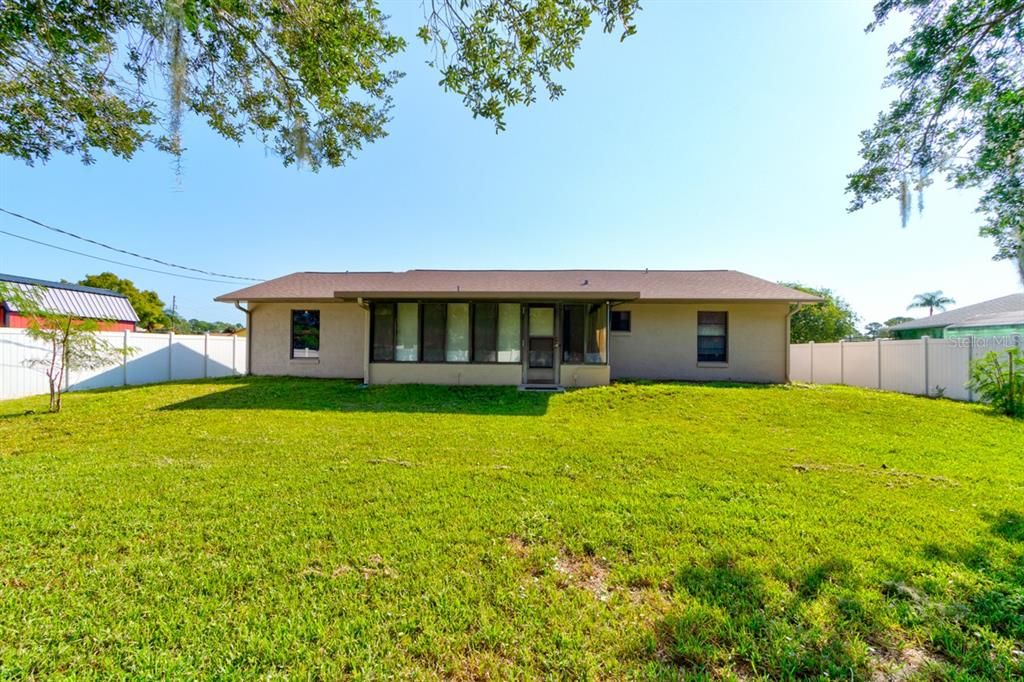 For Sale: $315,900 (3 beds, 2 baths, 1480 Square Feet)