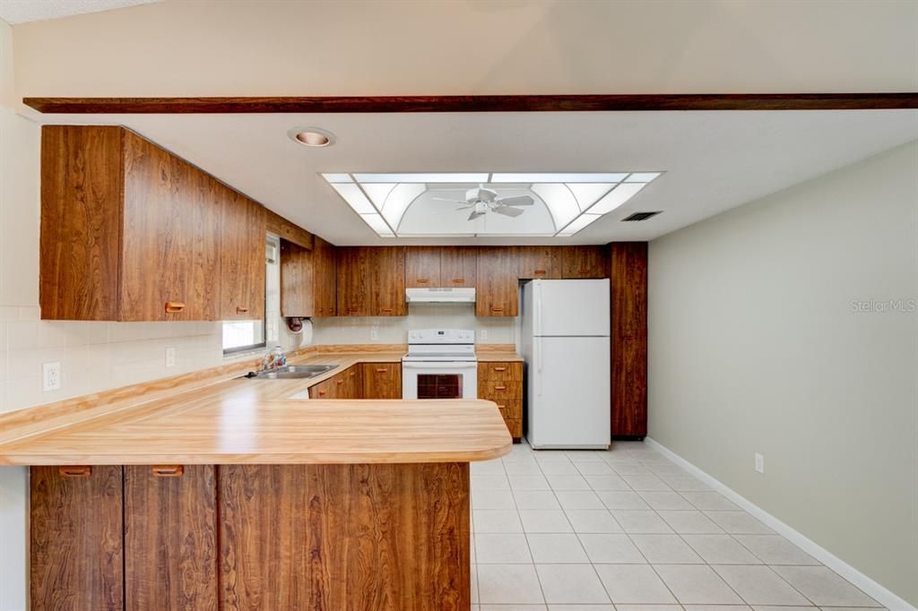 For Sale: $315,900 (3 beds, 2 baths, 1480 Square Feet)