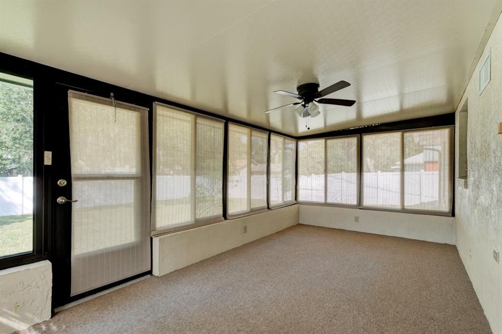 For Sale: $315,900 (3 beds, 2 baths, 1480 Square Feet)