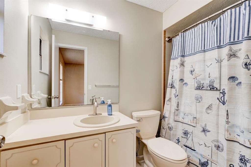 For Sale: $315,900 (3 beds, 2 baths, 1480 Square Feet)