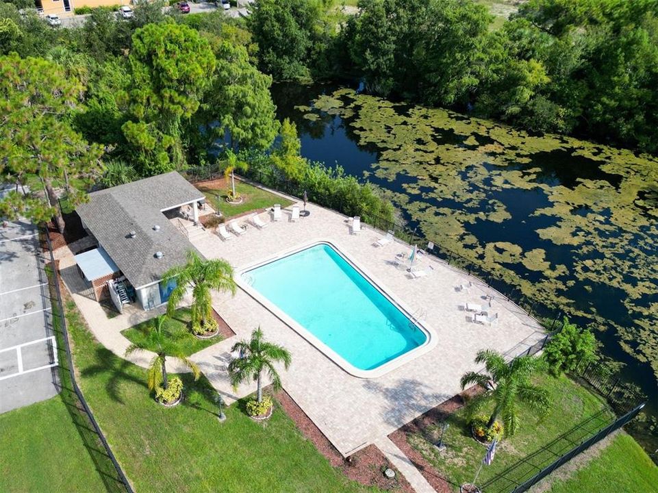 For Sale: $118,900 (2 beds, 2 baths, 1210 Square Feet)