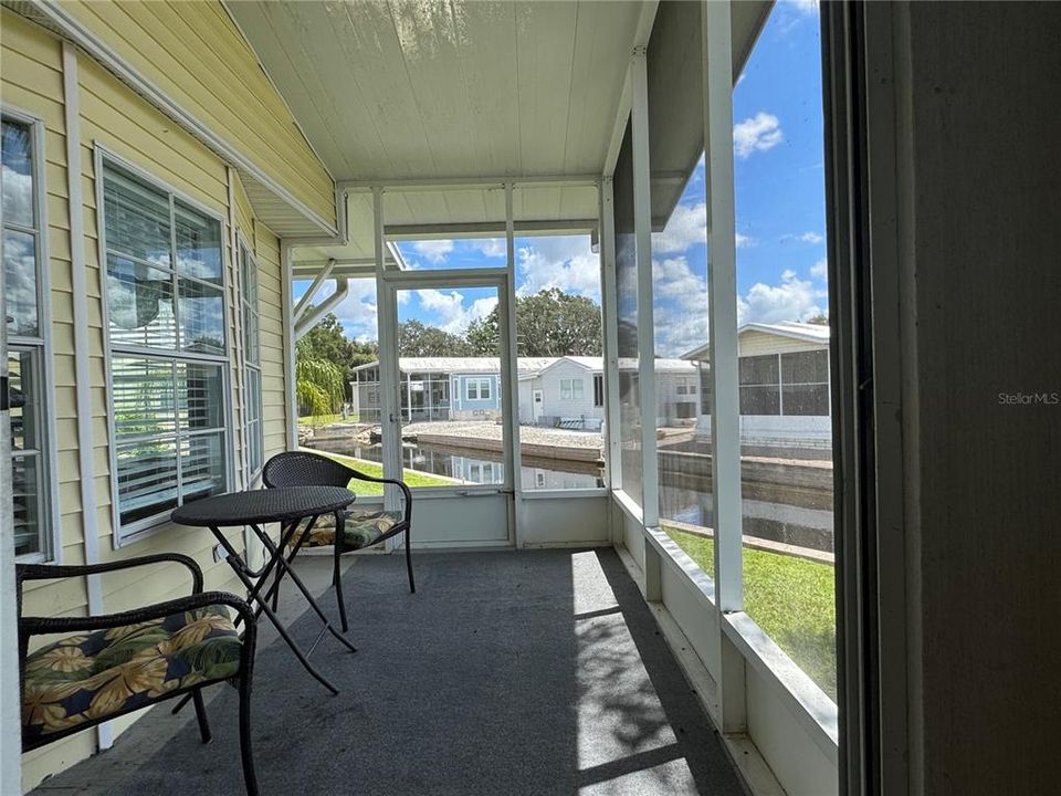 合同活跃: $123,500 (2 贝兹, 1 浴室, 687 平方英尺)