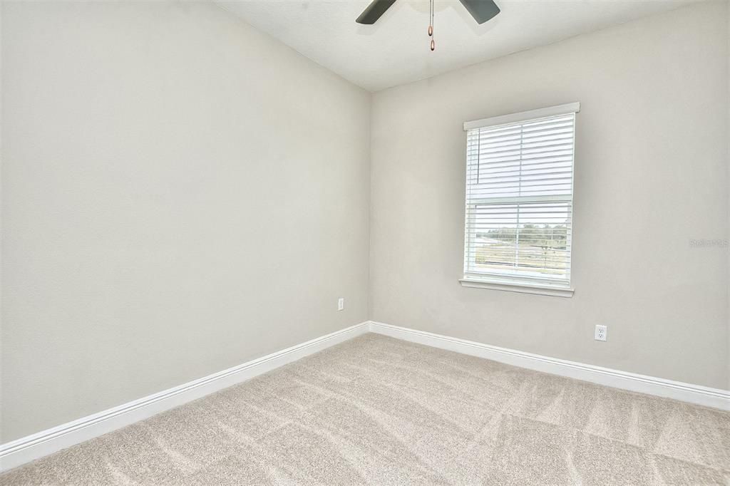 В аренду: $2,350 (4 спален, 3 ванн, 1855 Квадратных фут)