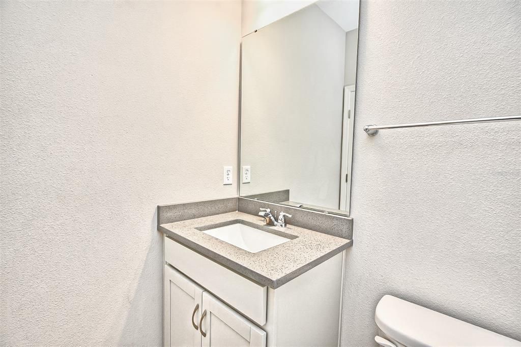 В аренду: $2,350 (4 спален, 3 ванн, 1855 Квадратных фут)