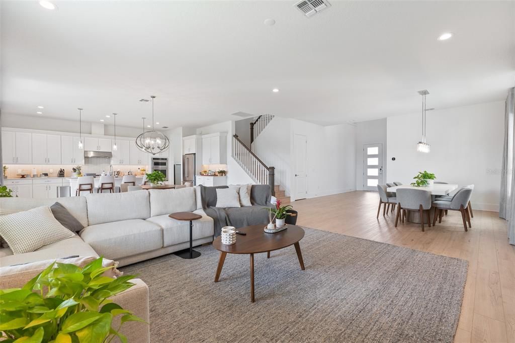 待售: $1,100,000 (5 贝兹, 4 浴室, 3470 平方英尺)