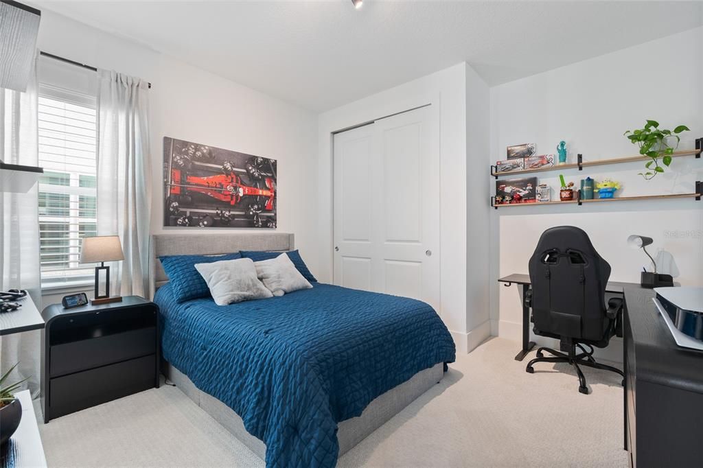 待售: $1,100,000 (5 贝兹, 4 浴室, 3470 平方英尺)