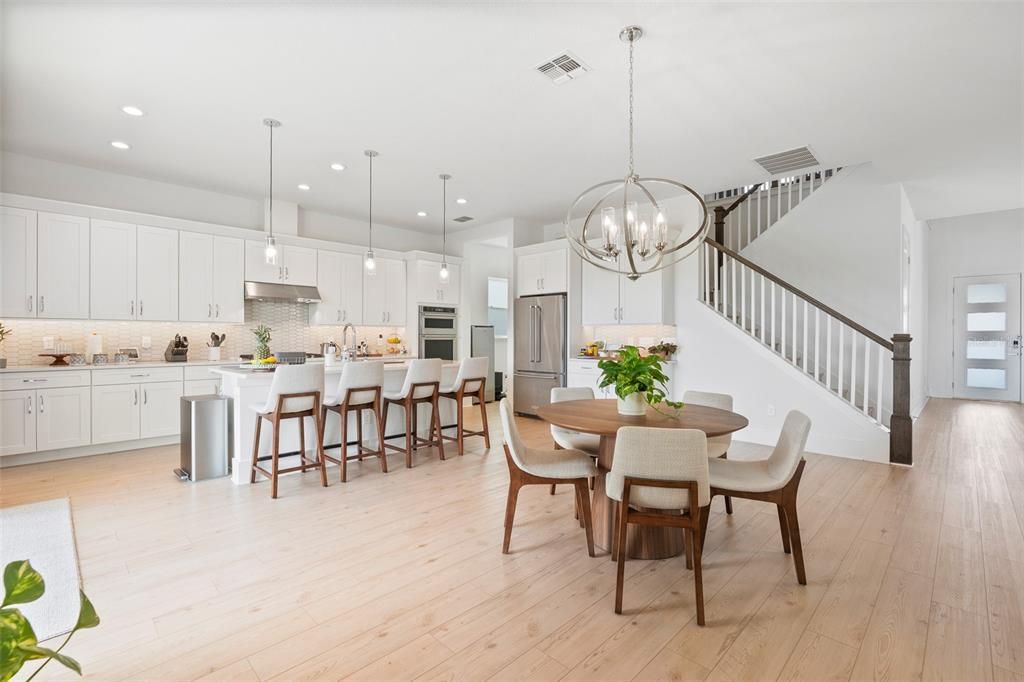 待售: $1,100,000 (5 贝兹, 4 浴室, 3470 平方英尺)