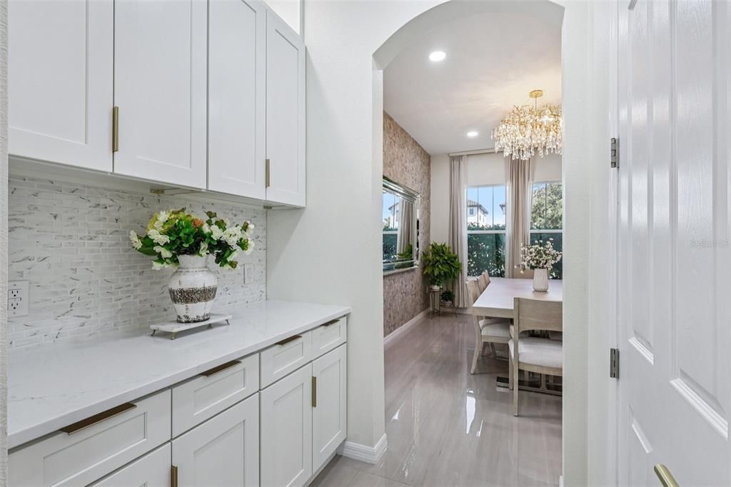 For Sale: $1,150,000 (5 beds, 4 baths, 3892 Square Feet)