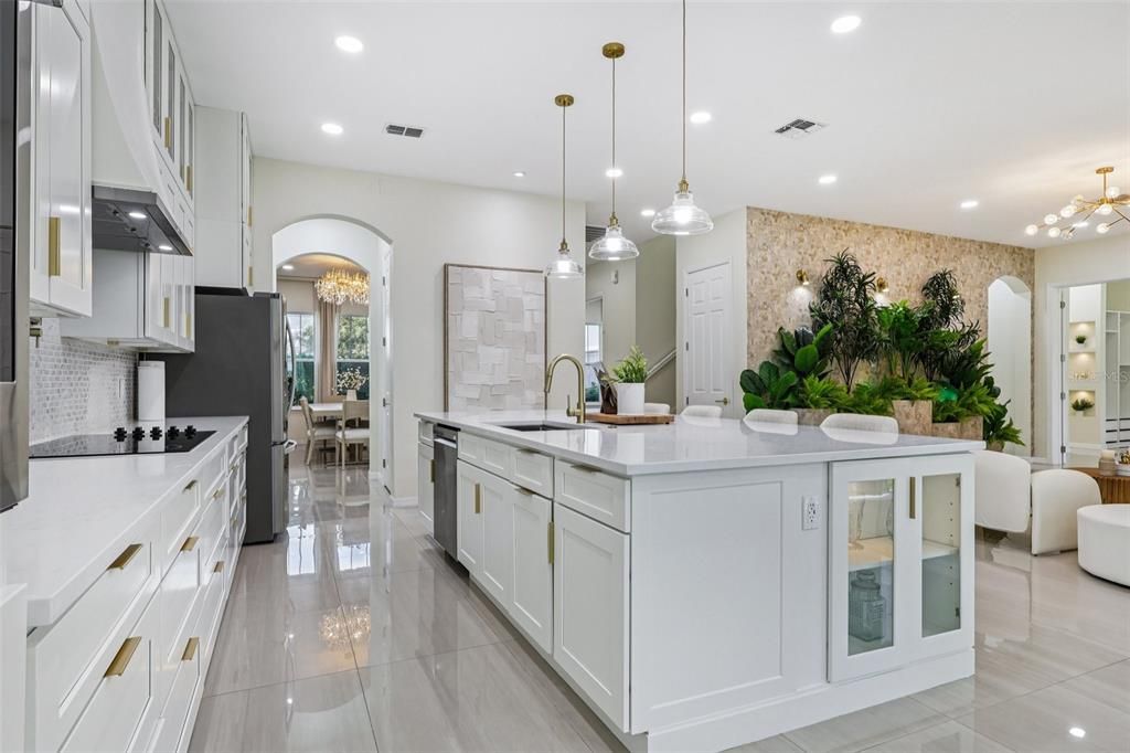 For Sale: $1,150,000 (5 beds, 4 baths, 3892 Square Feet)