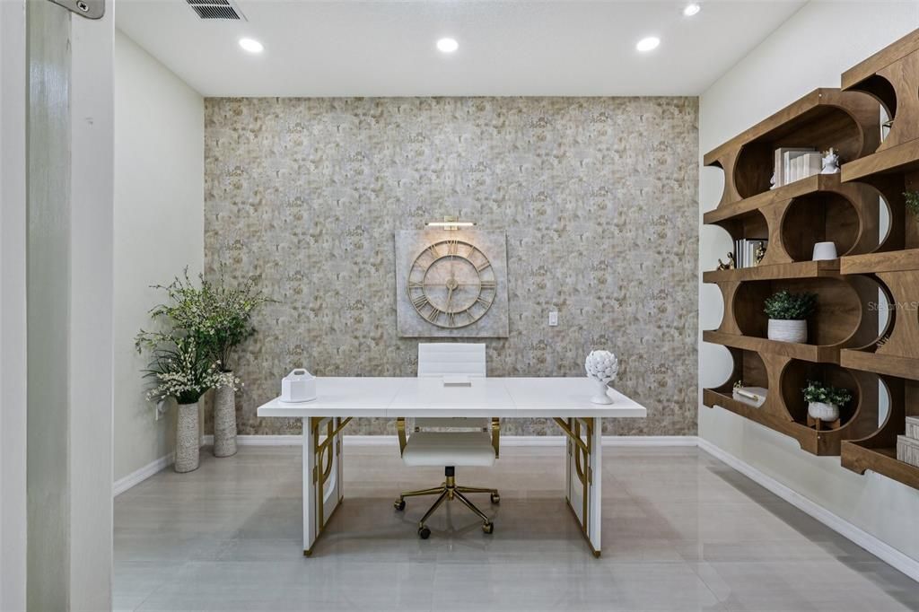 For Sale: $1,150,000 (5 beds, 4 baths, 3892 Square Feet)