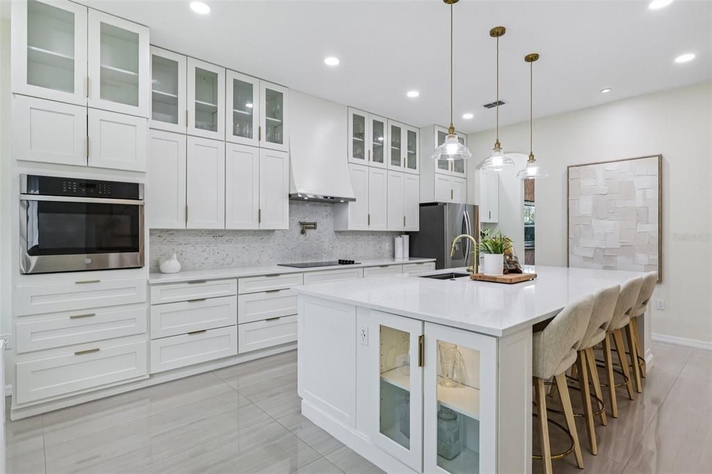 For Sale: $1,150,000 (5 beds, 4 baths, 3892 Square Feet)