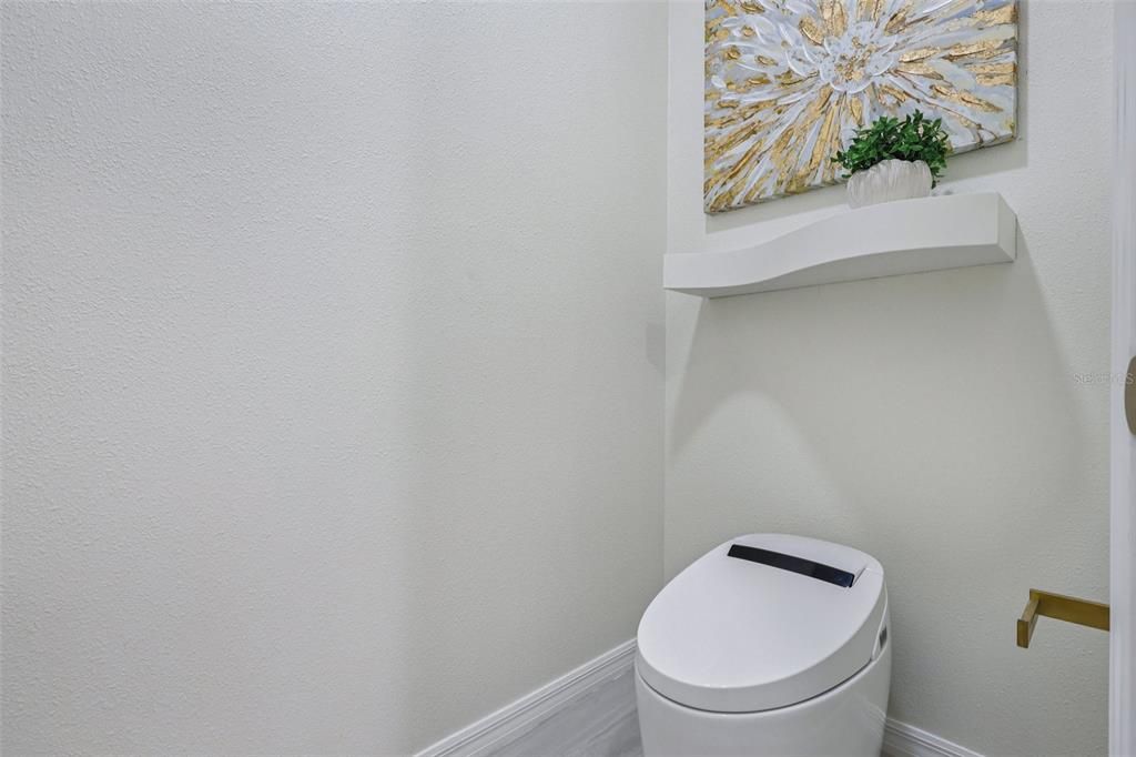 For Sale: $1,150,000 (5 beds, 4 baths, 3892 Square Feet)