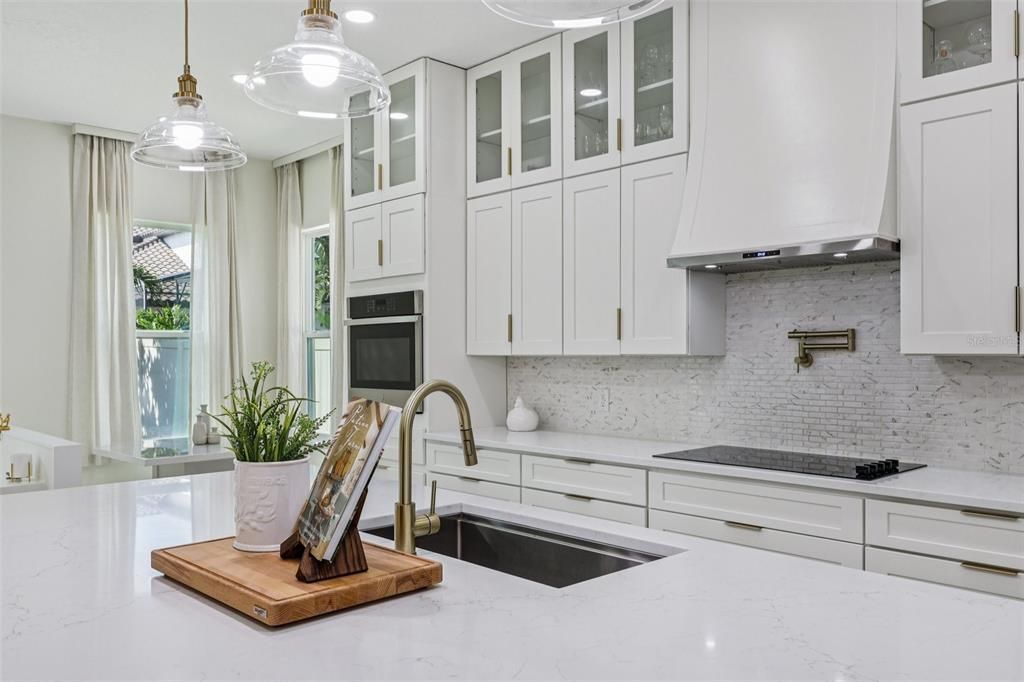 For Sale: $1,150,000 (5 beds, 4 baths, 3892 Square Feet)