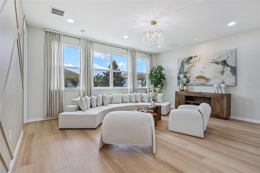 For Sale: $1,150,000 (5 beds, 4 baths, 3892 Square Feet)