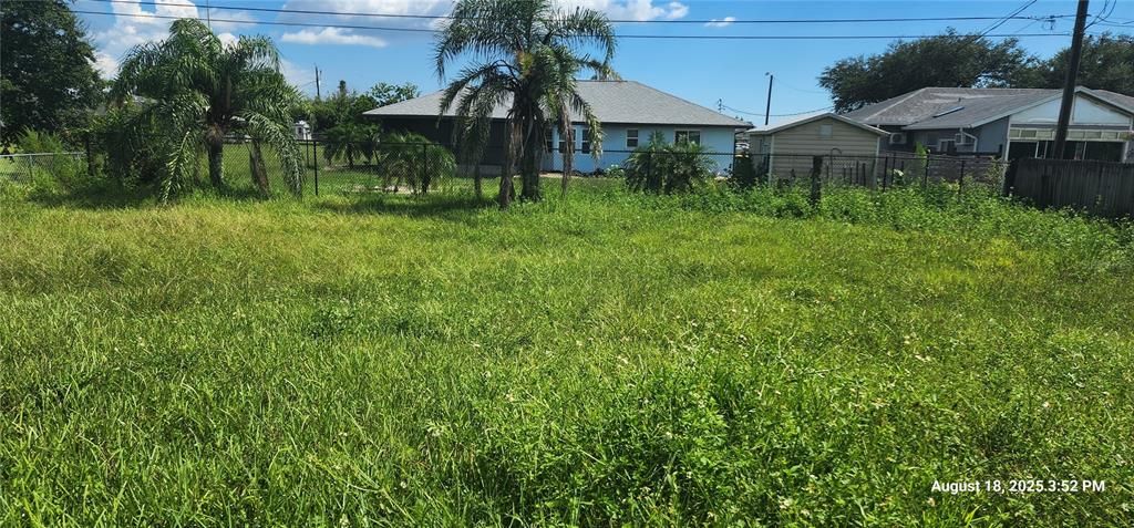 Active With Contract: $195,000 (3 beds, 2 baths, 1116 Square Feet)