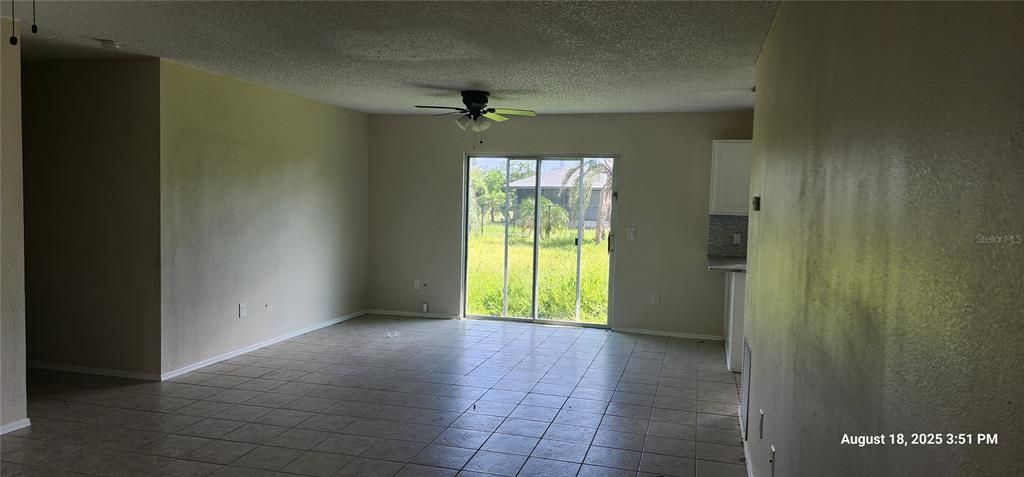 Active With Contract: $195,000 (3 beds, 2 baths, 1116 Square Feet)