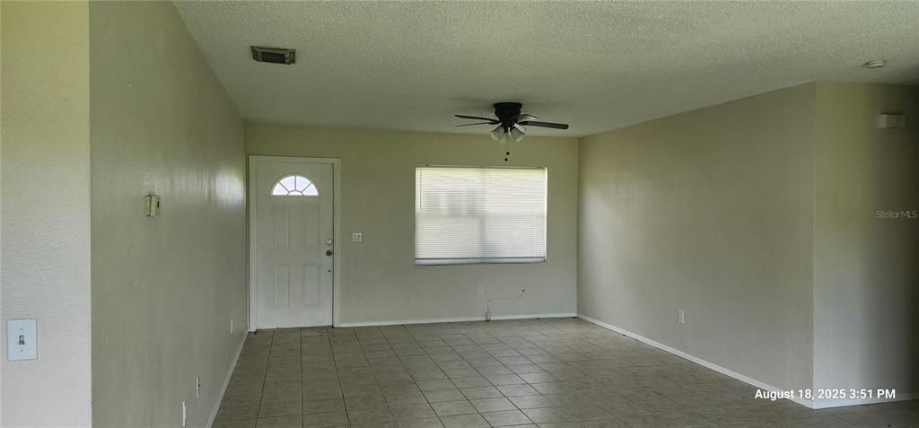 Active With Contract: $195,000 (3 beds, 2 baths, 1116 Square Feet)