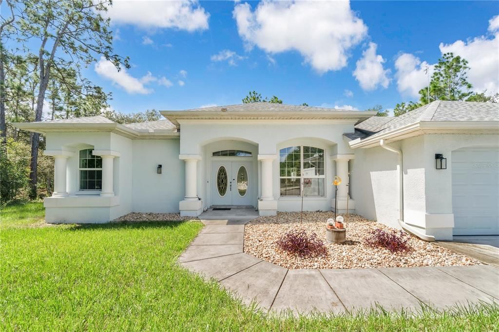 Vendido Recientemente: $425,000 (3 camas, 2 baños, 2006 Pies cuadrados)