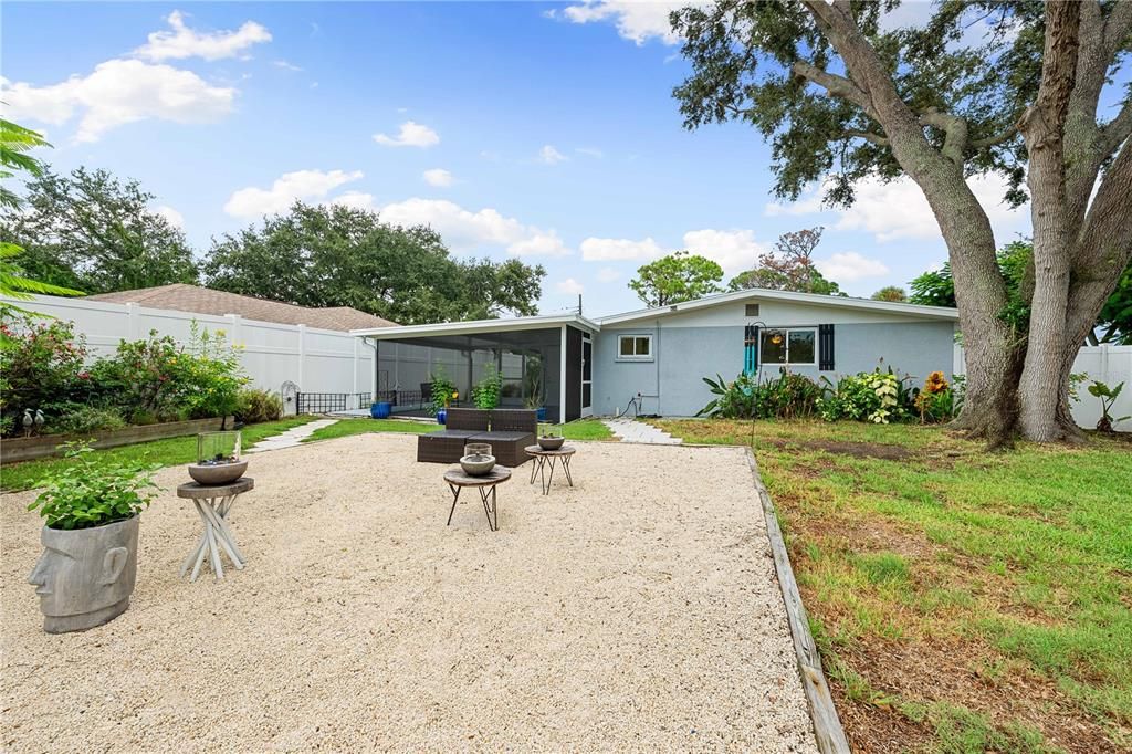 出租: $3,500 (3 贝兹, 2 浴室, 1262 平方英尺)