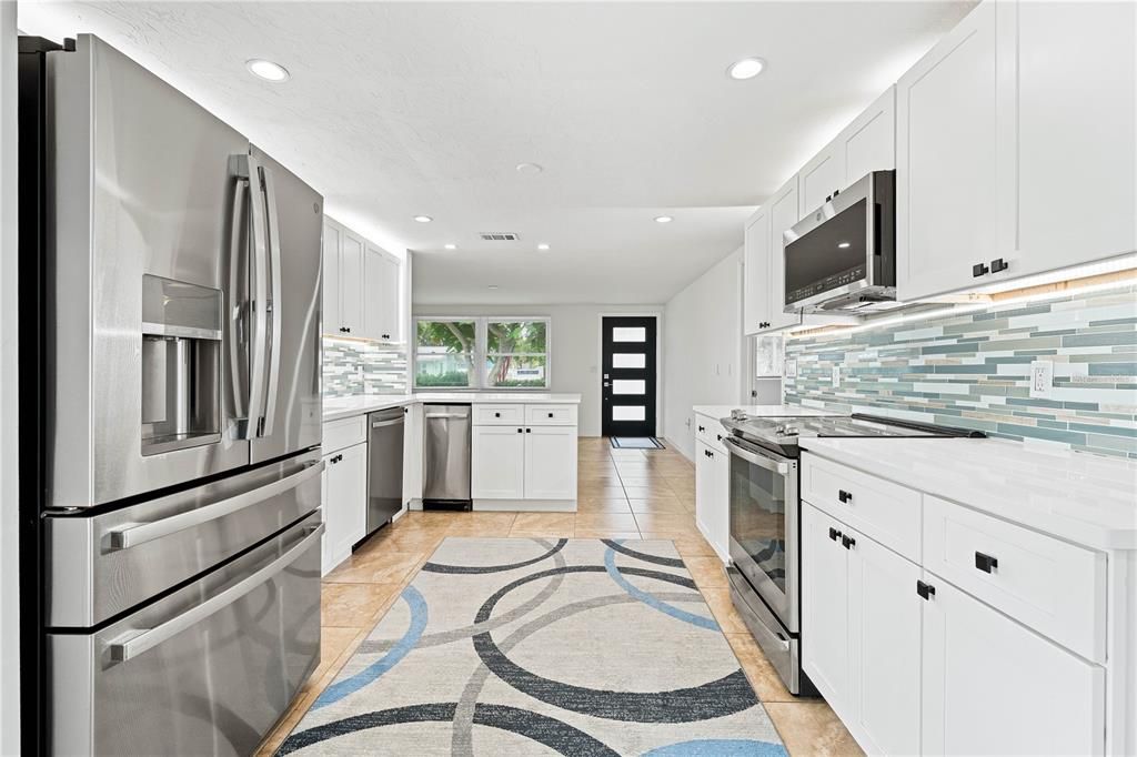 出租: $3,500 (3 贝兹, 2 浴室, 1262 平方英尺)