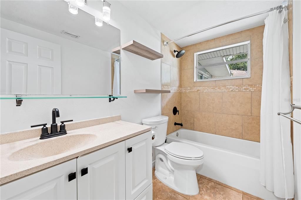 出租: $3,500 (3 贝兹, 2 浴室, 1262 平方英尺)