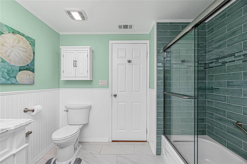 Active With Contract: $164,900 (2 beds, 2 baths, 1248 Square Feet)