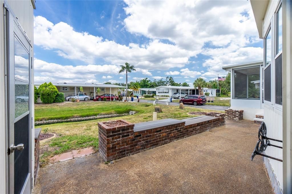 Active With Contract: $164,900 (2 beds, 2 baths, 1248 Square Feet)
