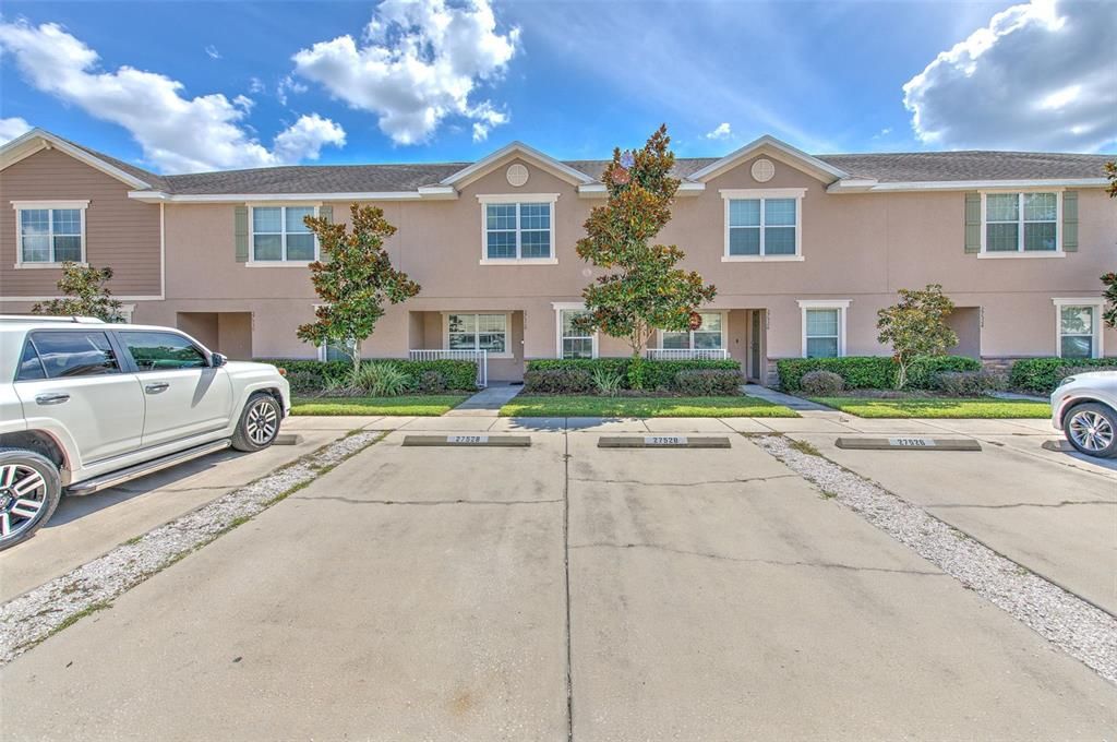 出租: $1,800 (3 贝兹, 2 浴室, 1576 平方英尺)