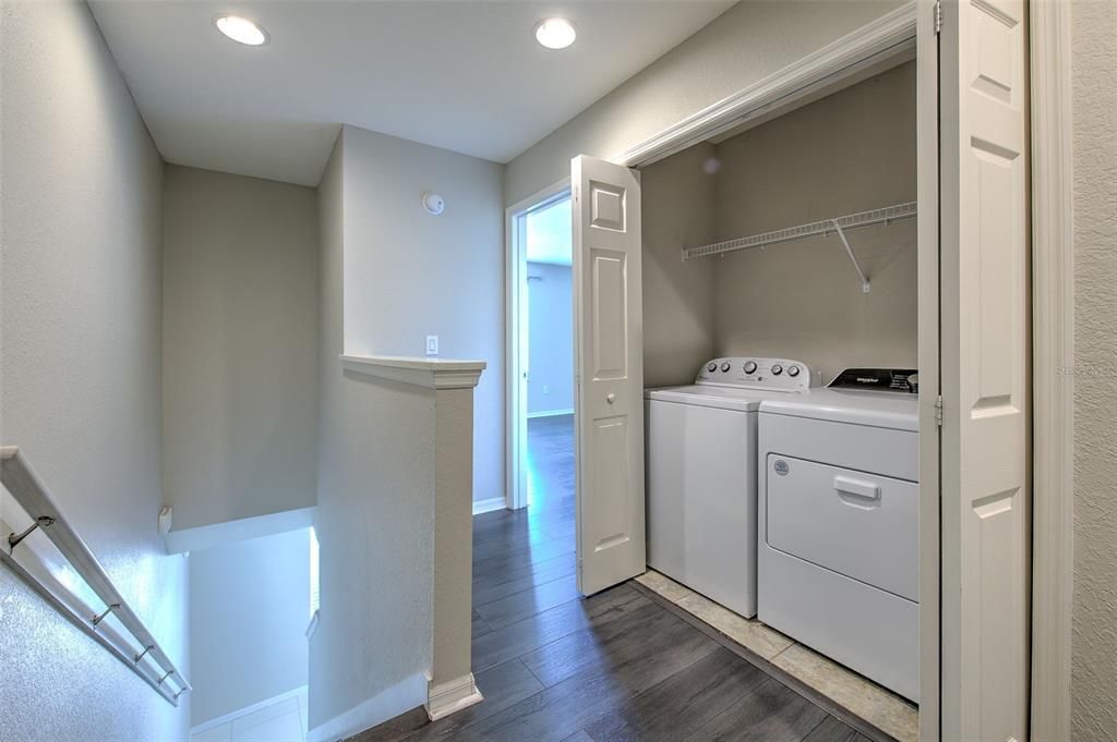 出租: $1,800 (3 贝兹, 2 浴室, 1576 平方英尺)