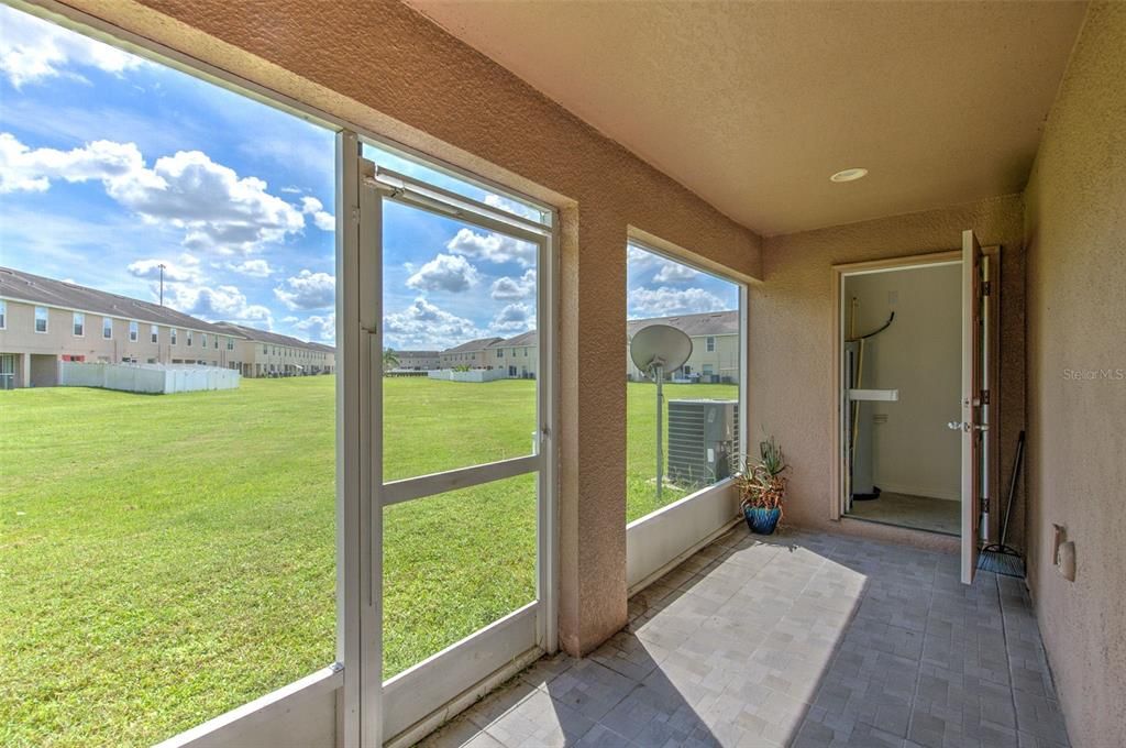 出租: $1,800 (3 贝兹, 2 浴室, 1576 平方英尺)