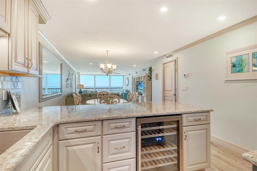 Active With Contract: $1,395,000 (2 beds, 2 baths, 1471 Square Feet)