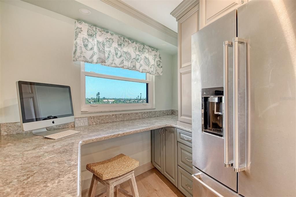 Active With Contract: $1,395,000 (2 beds, 2 baths, 1471 Square Feet)