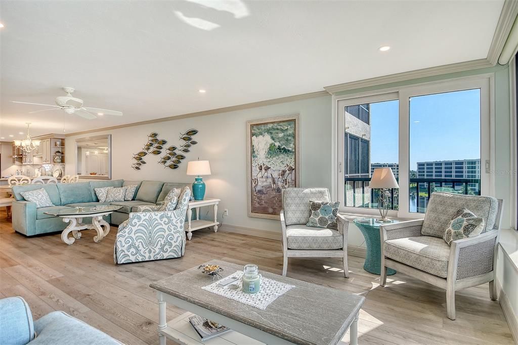 Active With Contract: $1,395,000 (2 beds, 2 baths, 1471 Square Feet)