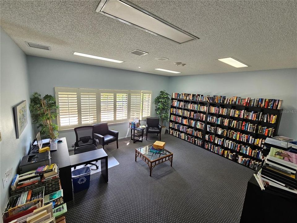 Active With Contract: $1,395,000 (2 beds, 2 baths, 1471 Square Feet)