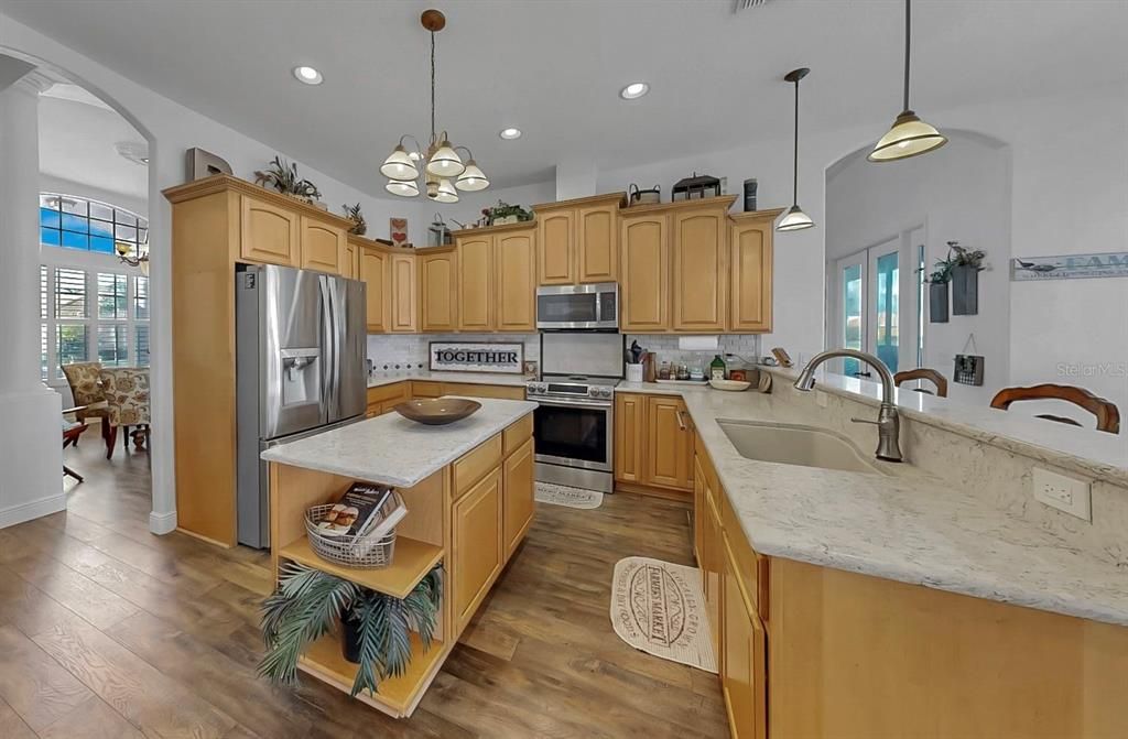 Active With Contract: $899,000 (5 beds, 4 baths, 3638 Square Feet)