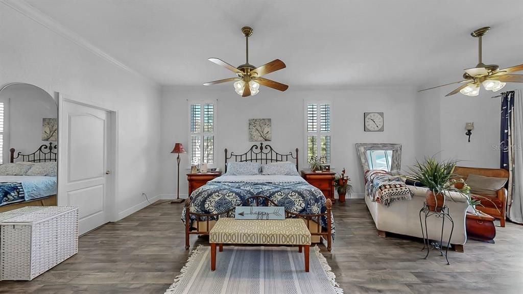 Active With Contract: $899,000 (5 beds, 4 baths, 3638 Square Feet)