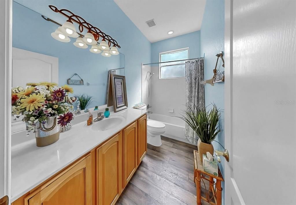 Active With Contract: $899,000 (5 beds, 4 baths, 3638 Square Feet)