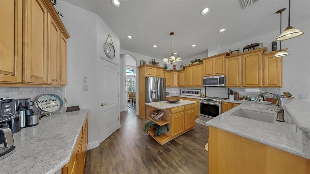 Active With Contract: $899,000 (5 beds, 4 baths, 3638 Square Feet)