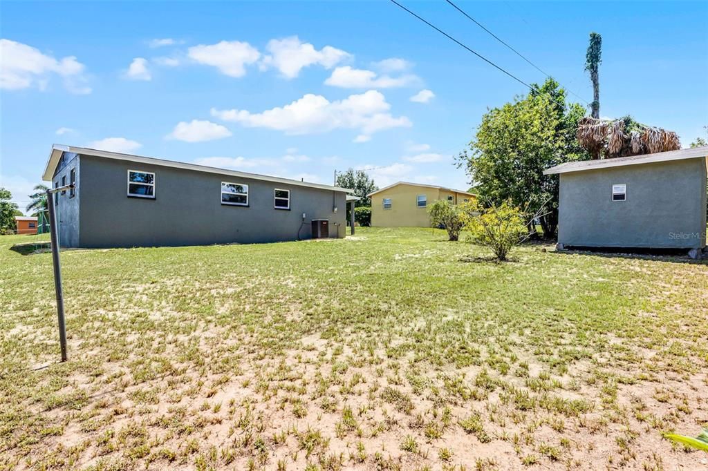 Active With Contract: $230,000 (4 beds, 1 baths, 972 Square Feet)