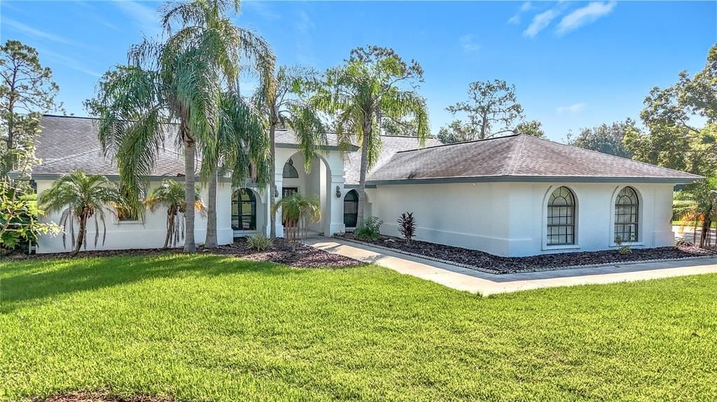 En Venta: $579,000 (5 camas, 3 baños, 3084 Pies cuadrados)