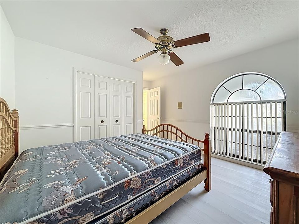 En Venta: $579,000 (5 camas, 3 baños, 3084 Pies cuadrados)