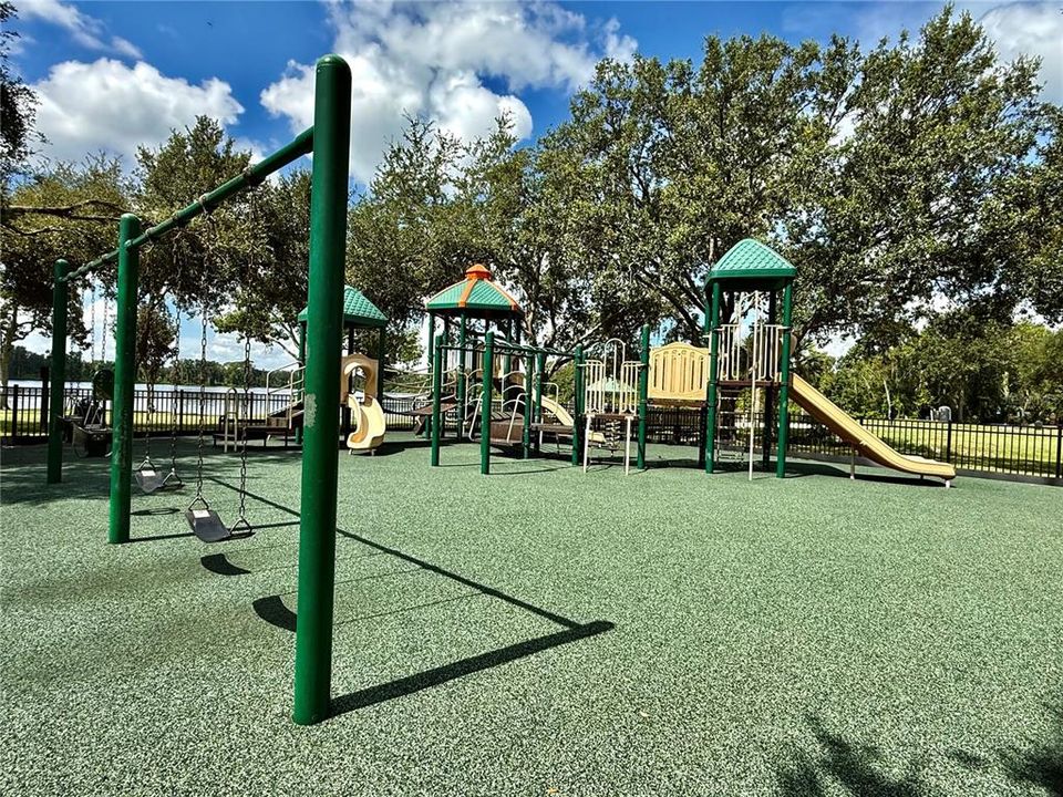 En Venta: $579,000 (5 camas, 3 baños, 3084 Pies cuadrados)