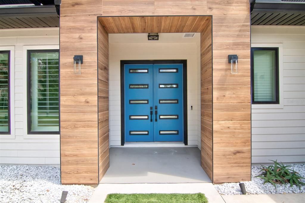 For Sale: $799,900 (4 beds, 4 baths, 3156 Square Feet)