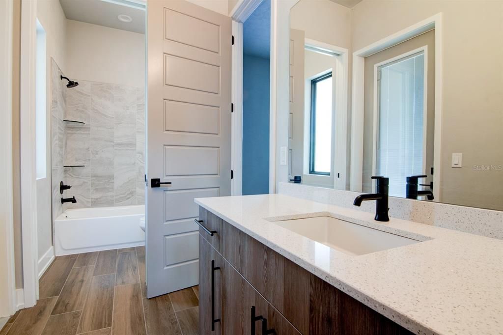 For Sale: $799,900 (4 beds, 4 baths, 3156 Square Feet)