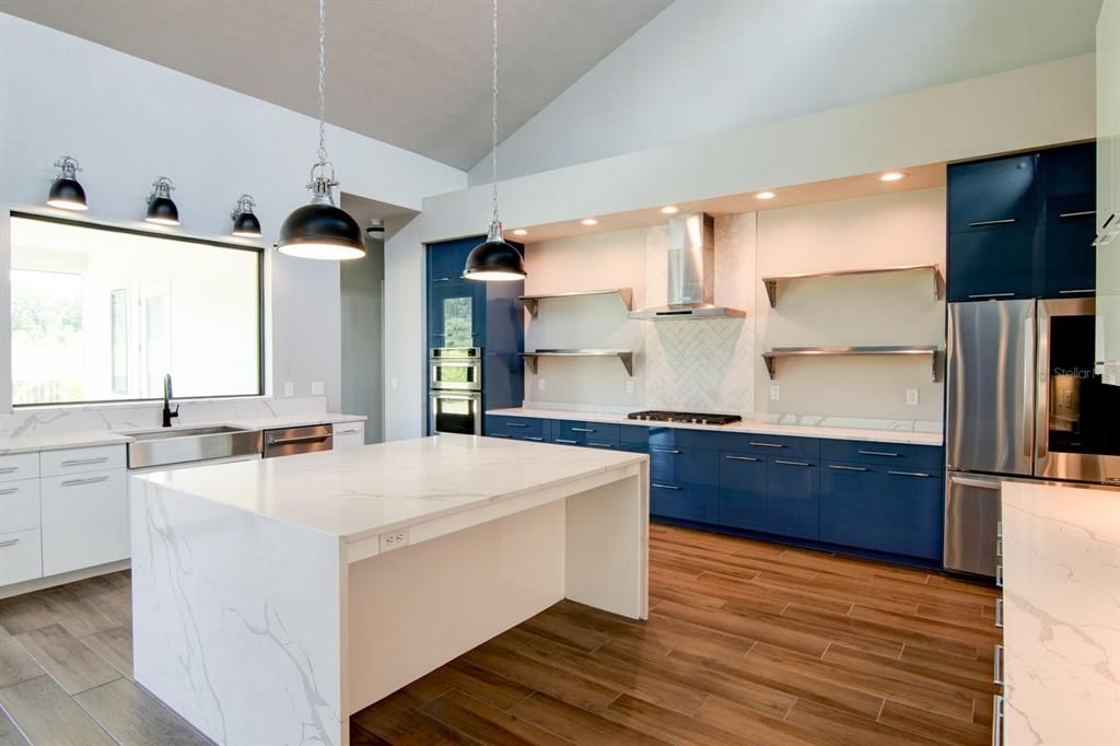 For Sale: $799,900 (4 beds, 4 baths, 3156 Square Feet)