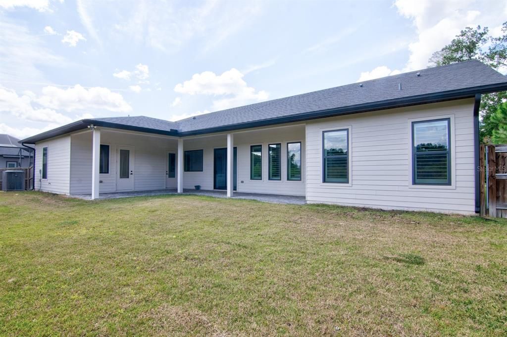 For Sale: $799,900 (4 beds, 4 baths, 3156 Square Feet)