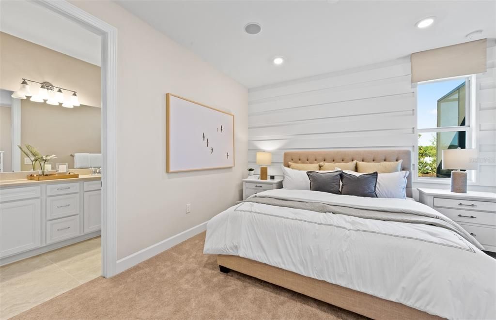 Active With Contract: $375,000 (2 beds, 2 baths, 1448 Square Feet)