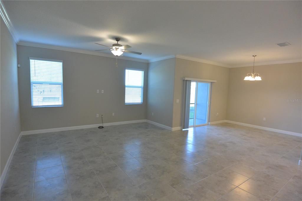 For Rent: $2,650 (3 beds, 2 baths, 2319 Square Feet)